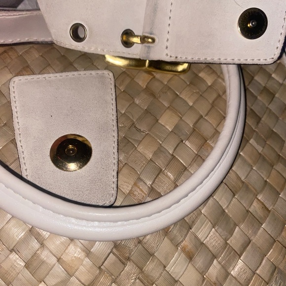 Coach Limited Edition Tote & Woven Clutch! - Picture 9 of 16